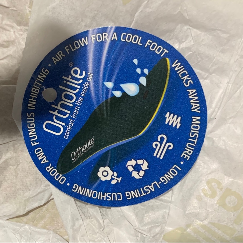 ADIDAS - Picture 4 of 5